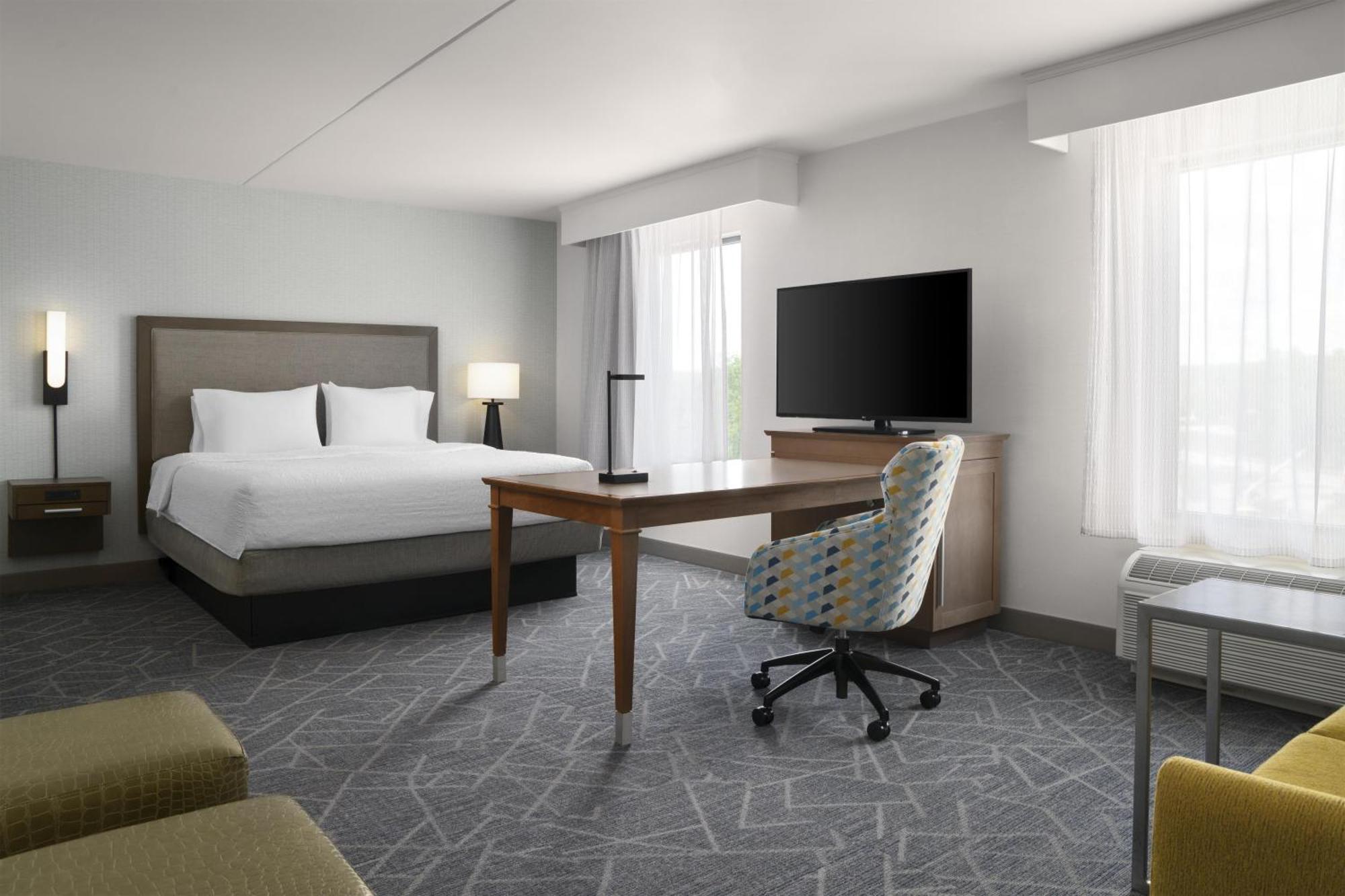 Connecting Studio King Bed Sofa Bed Shower